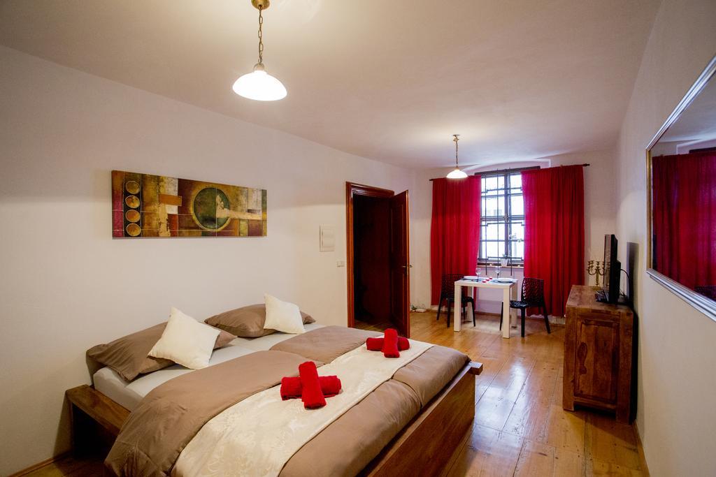 Apartman Marianska 5 Olomouc Cameră foto